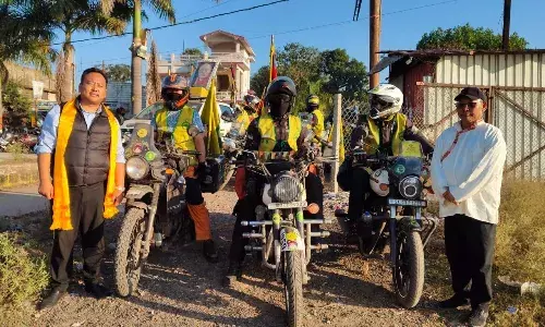 चीनी करतूतों के खिलाफ तिब्बत की अखिल भारतीय बाइक रैली पहुंची सिवनी चीनी करतूतों के खिलाफ तिब्बत की अखिल भारतीय बाइक रैली पहुंची सिवनी