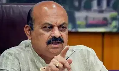 कांग्रेस के प्यारी दीदी योजना लागू होने पर कर्नाटक के पूर्व CM बसवराज बोम्मई का तंज, कहा - वहां की भी अर्थव्यवस्था गिराना चाहती है कांग्रेस