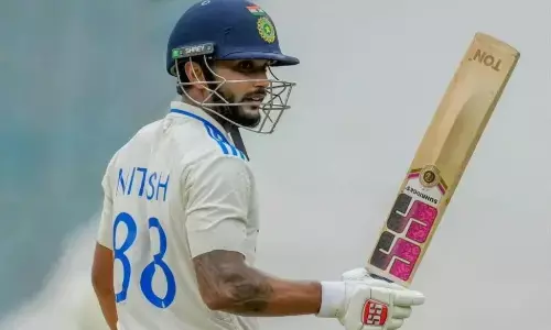 बल्ले के साथ-साथ गेंद से कमाल दिखाने वाले नितीश का भारत में हुआ ग्रैंड वेलकम, फैंस ने ढोल-नगाड़ों से किया स्वागत, वीडियो वायरल