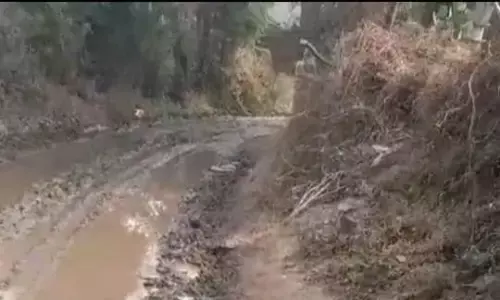 बड़खेराकला में नाली निर्माण कार्य ठप्प, ग्रामवासियों की बढी समस्यायें बड़खेराकला में नाली निर्माण कार्य ठप्प, ग्रामवासियों की बढी समस्यायें