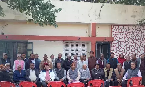 विद्युत पेंशनर्स हित रक्षक संघ की मासिक बैठक सम्पन्न विद्युत पेंशनर्स हित रक्षक संघ की मासिक बैठक सम्पन्न