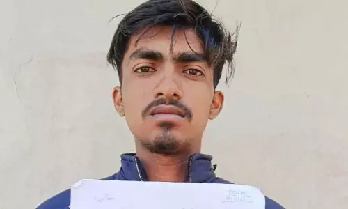 एटीएम कार्ड बदलकर अज्ञात बदमाश ने 18 हजार उड़ाए