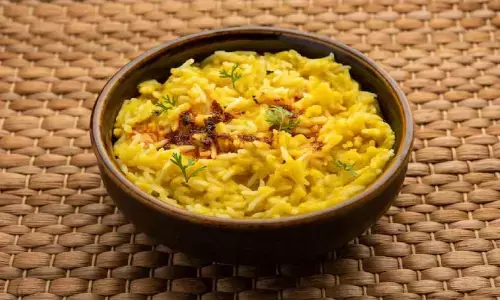 मकर संक्रांति पर जरूर बनाएं टेस्टी एंड हेल्दी मसाला खिचड़ी, ये रेसिपी करें ट्राई, बच्चे तक कर जाएंगे प्लेट चट्ट
