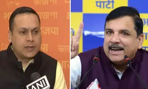 AAP नेताओं का झूठे आरोप लगाना, फिर माफी मांगना नई बात नहीं, अमित मालवीय ने संजय सिंह पर साधा निशाना, जानिए पूरा मामला  AAP नेताओं का झूठे आरोप लगाना, फिर माफी मांगना नई बात नहीं, अमित मालवीय ने संजय सिंह पर साधा निशाना, जानिए पूरा मामला