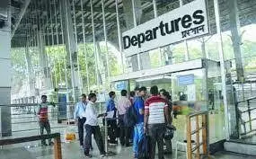 नागपुर एयरपोर्ट परिसर के 10 कि.मी दायरे न आने पाएं पालतू-पशु-पक्षी नागपुर एयरपोर्ट परिसर के 10 कि.मी दायरे न आने पाएं पालतू-पशु-पक्षी