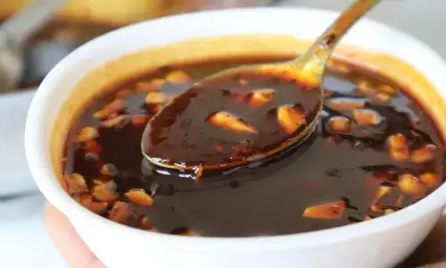 इस मकर संक्रांति पर बना रहे दही वड़े, तो इस इमली की चटनी का जरूर करें इस्तेमाल, स्वाद हो जाएगा दोगुना, जानें चटनी बनाने की पूरी विधि