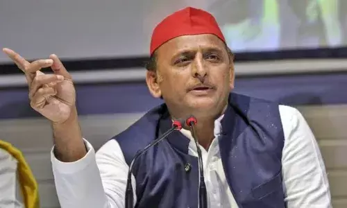 योगी सरकार पर भड़के सपा चीफ अखिलेश यादव, बोले - काम चाहे छोटा हो या बड़ा, उसमें लापरवाही के साथ भ्रष्टाचार भी शामिल योगी सरकार पर भड़के सपा चीफ अखिलेश यादव, बोले - काम चाहे छोटा हो या बड़ा, उसमें लापरवाही के साथ भ्रष्टाचार भी शामिल