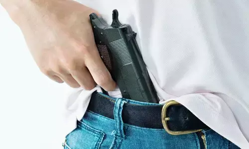 वाल्मीक कराड समेत 100 का पिस्तौल लाइसेंस रद्द, जिलाधिकारी की बड़ी कार्रवाई वाल्मीक कराड समेत 100 का पिस्तौल लाइसेंस रद्द, जिलाधिकारी की बड़ी कार्रवाई