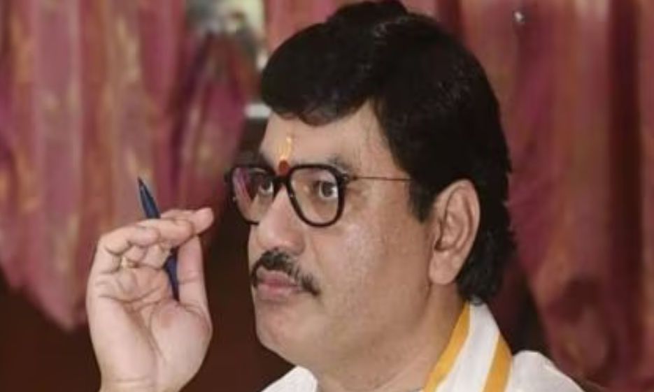 एनसीपी की पूरी जिला कार्यकारिणी बर्खास्त, सरपंच संतोष हत्याकांड मामले के बाद बड़ा फैसला