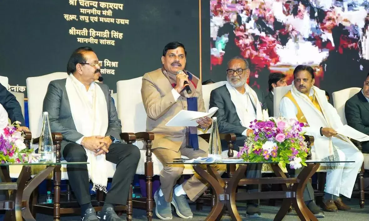 शहडोल में हुई 7 वीं रीजनल इंडस्ट्रियल कॉन्क्लेव में लगा उद्योगपतियों का मेला, तीन घंटे में 32,520 करोड़ के निवेश प्रस्ताव, 30,925 को रोजगार भी