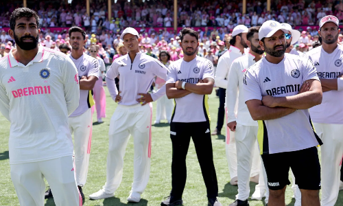 लगेज से लेकर परिवार के साथ ट्रैवेल करने तक, BCCI ने खिलाड़ियों पर बरती सख्ती, पेश किए 10 नए नियम