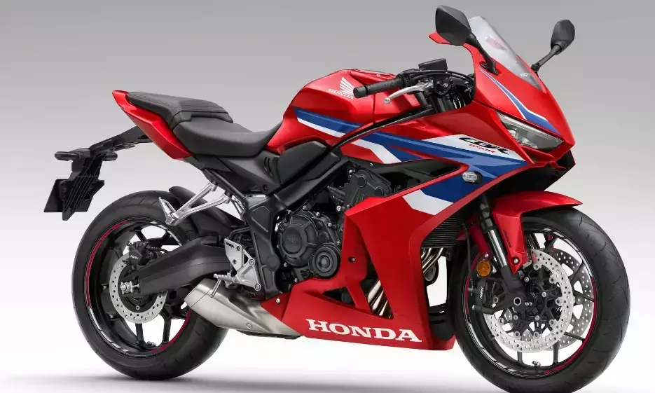 सीबी 650 और सीबीआर 650आर, होंडा ने प्रीमियम मोटरसाइकिल सेगमेंट में बढ़ाया कदम