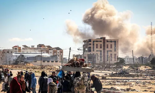 गाजा में शुरु हुआ युद्धविराम का सिलसिला, इजराइली बंधकों की जारी हुई लिस्ट