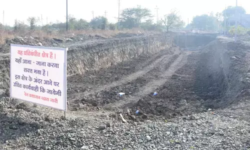 भातकुली क्रॉसिंग पर अंडर पास का निर्माण पहुंचा पुलिस थाने