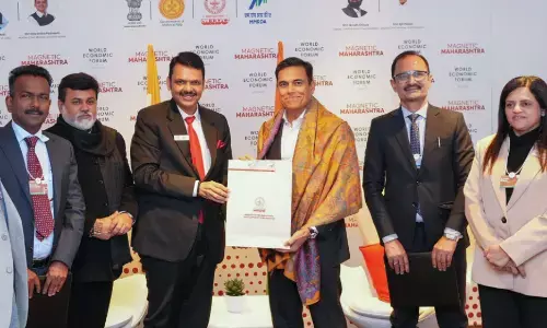 विश्व आर्थिक मंच की दावोस बैठक में महाराष्ट्र को बड़ी कामयाबी, 4.99 लाख करोड़ रुपए के निवेश करार