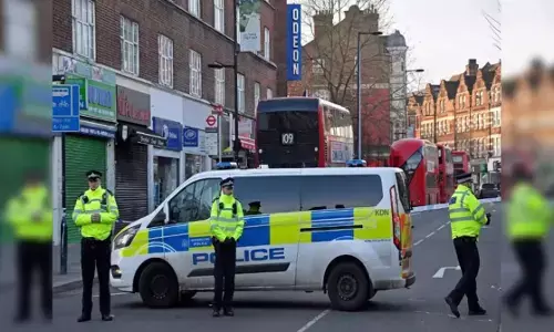 क्रॉयडन में चाकूबाजी की घटना में 5 लोग हुए घायल, पुलिस ने संदिग्ध को किया गिरफ्तार