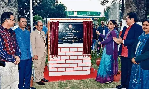 भावी पीढ़ी भी अब देखेगी विरासत, पमरे मुख्यालय में स्थापित हुआ हेरिटेज लोको