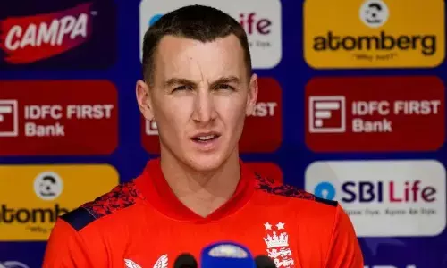 धुंध की वजह से नहीं समझ आ रही थी गेंद इस बल्लेबाज ने पहले टी-20 में हार का दिया हैरान कर देने वाला कारण धुंध की वजह से नहीं समझ आ रही थी गेंद इस बल्लेबाज ने पहले टी-20 में हार का दिया हैरान कर देने वाला कारण