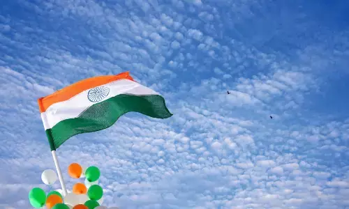 अगर है 26 जनवरी को आपकी छुट्टी, तो घर पर इस तरह से मनाएं अपनों के साथ गणतंत्र दिवस