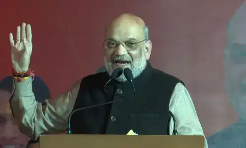 अमित शाह ने दिल्ली के नरेला में जनसभा को किया संबोधित, AAP को बताया अवैध आमदनी वाली पार्टी अमित शाह ने दिल्ली के नरेला में जनसभा को किया संबोधित, AAP को बताया अवैध आमदनी वाली पार्टी