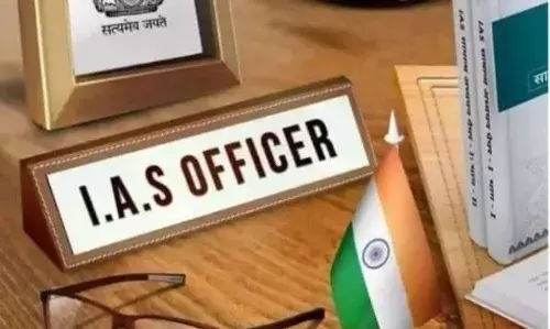 कुल 42 IAS का ट्रांसफर, 12 जिलों के कलेक्टर बदले गए, जानें किसे कहां मिली जगह कुल 42 IAS का ट्रांसफर, 12 जिलों के कलेक्टर बदले गए, जानें किसे कहां मिली जगह