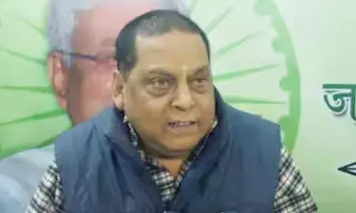 यमुना नदी पर जारी सियासी बवाल! JDU नेता नीरज कुमार ने अरविंद केजरीवाल पर साधा निशाना, AAP सरकार के कार्यकाल पर उठाए सवाल