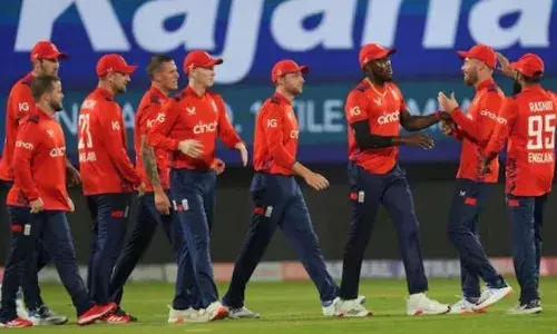 लगातार दो हार के बाद इंग्लैंड की वापसी, राजकोट में 26 रन से हारी भारतीय टीम, वरुण चक्रवर्ती का फाइफर बेकार