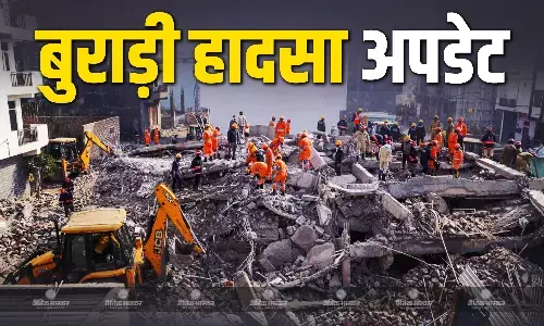 इमारत ढहने से मरने वालों की संख्या बढ़कर हुई 5, अब तक 21 लोगों का रेस्क्यू, बचाव अभियान जारी इमारत ढहने से मरने वालों की संख्या बढ़कर हुई 5, अब तक 21 लोगों का रेस्क्यू, बचाव अभियान जारी