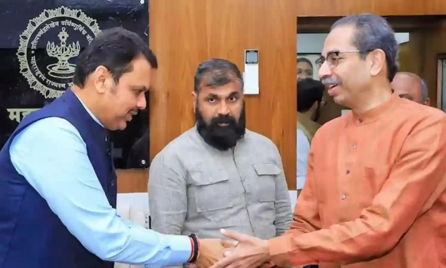 शिवसेना (यूबीटी) नेता संजय राउत के दावे से सियासी हलचल तेज ,भाजपा के कई नेता उद्धव ठाकरे से...,
