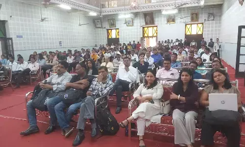 जॉब मेले में छात्रों का उत्साह, 21 नामी कंपनियों ने लिया था भाग - होगा सिलेक्शन