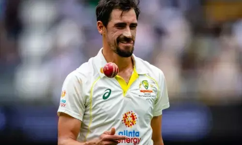 गाले में दूसरे दिन मिचेल स्टार्क ने रचा इतिहास, बन गए ये मुकाम हासिल करने वाले चौथे ऑस्ट्रेलियाई खिलाड़ी गाले में दूसरे दिन मिचेल स्टार्क ने रचा इतिहास, बन गए ये मुकाम हासिल करने वाले चौथे ऑस्ट्रेलियाई खिलाड़ी