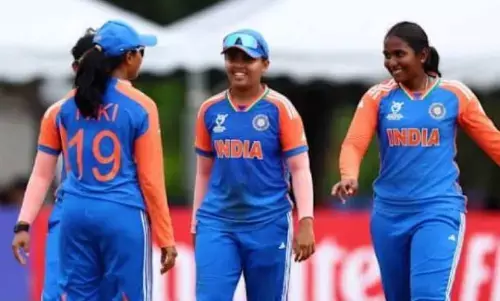 सेमीफाइनल में आज होगी भारत और इंग्लैंड के बीच भिड़ंत, फाइनल का टिकट हासिल करने के इरादे से उतरेगी टीम इंडिया सेमीफाइनल में आज होगी भारत और इंग्लैंड के बीच भिड़ंत, फाइनल का टिकट हासिल करने के इरादे से उतरेगी टीम इंडिया