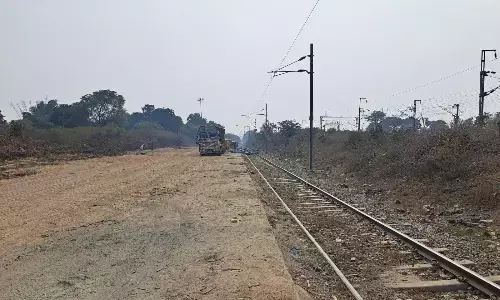 रेलमंत्री से सांसद की मांग के बाद भी रैंप निर्माण में बाधा रेलमंत्री से सांसद की मांग के बाद भी रैंप निर्माण में बाधा