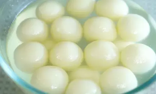 इस बसंत पंचमी पर बनाना चाहती हैं कुछ स्वादिष्ट भोग, तो इस रेसिपी को करें ट्राई, बनेंगे शानदार रसगुल्ले