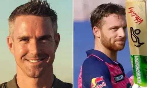 मैच रेफरी का ये फैसला सही नहीं... इंग्लिश कप्तान जोस बटलर और पूर्व क्रिकेटर केविन पीटरसन ने हर्षित को बीच मैच में एंट्री देने पर उठाए सवाल मैच रेफरी का ये फैसला सही नहीं... इंग्लिश कप्तान जोस बटलर और पूर्व क्रिकेटर केविन पीटरसन ने हर्षित को बीच मैच में एंट्री देने पर उठाए सवाल