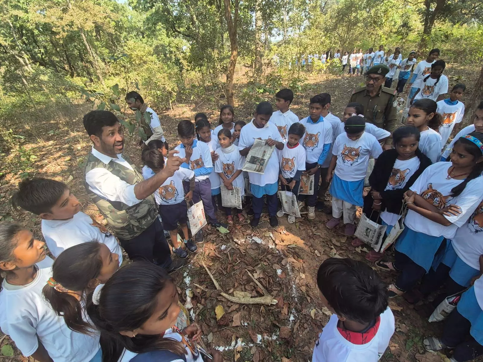 दक्षिण वनमण्डल अंतर्गत श्यामगिरि में आयोजित हुआ नैचर कैम्प दक्षिण वनमण्डल अंतर्गत श्यामगिरि में आयोजित हुआ नैचर कैम्प
