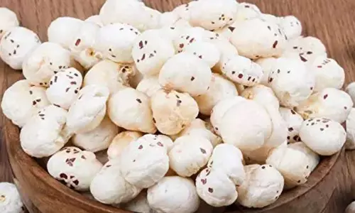 मखाना है सेहत के लिए बेहद फायदेमंद, डाइट में करेंगे शामिल तो ये दिक्कतें हो जाएंगी हमेशा के लिए छूमंतर मखाना है सेहत के लिए बेहद फायदेमंद, डाइट में करेंगे शामिल तो ये दिक्कतें हो जाएंगी हमेशा के लिए छूमंतर