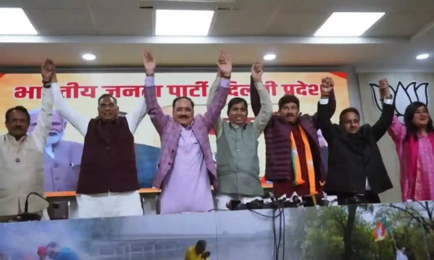 एग्जिट पोल से गदगद हुए बीजेपी नेता, दिल्ली भाजपा अध्यक्ष वीरेंद्र सचदेवा और प्रवेश वर्मा ने दी प्रतिक्रिया