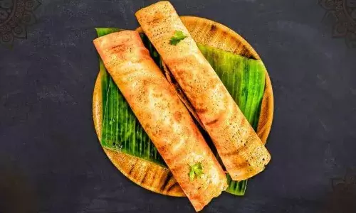 अगर आपसे भी नहीं बनता मार्केट जैसा पतला और क्रिस्पी डोसा, तो ये रेसिपी जरूर करें फॉलो