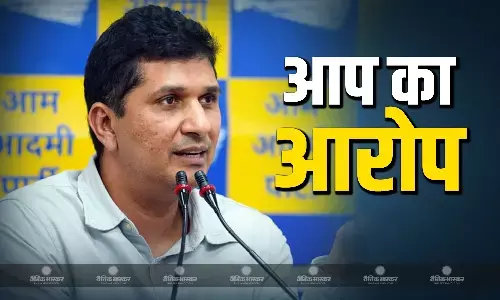 वोटिंग के दौरान बवाल! AAP नेता सौरभ भारद्वाज का आरोप, दिल्ली पुलिस सरेआम वोटर्स को मतदान करने से रोक रही