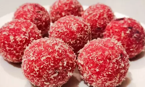 अपनों को करना चाहते हैं इस रोज डे खुश, तो इस रोज लड्डू से करवाएं सभी का मुंह मीठा, जानें इसकी खास रेसिपी