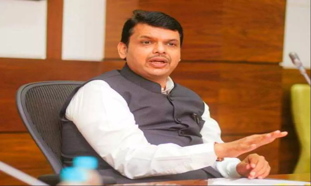 सीएम फडणवीस के कार्यालय में लगने लगा है जनता दरबार, मिल रही बिल्डरों की शिकायतें सीएम फडणवीस के कार्यालय में लगने लगा है जनता दरबार, मिल रही बिल्डरों की शिकायतें
