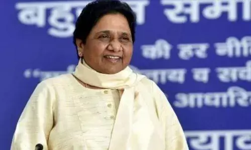 बसपा चीफ मायावती ने अमेरिका से भारतीयों को हथकड़ी एवं पांवों में बेड़ी डालकर भेजने पर जताया एतराज,कहा ये अमानवीय