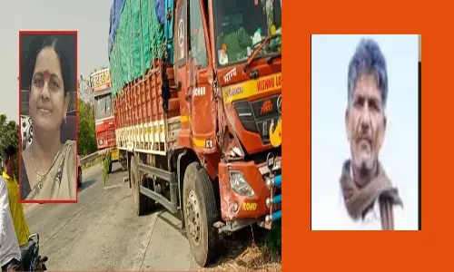 केज - बीड महामार्ग पर हुआ हादसा, जीप और टेम्पो की भिड़ंत में 2 की मौत, 3 गंभीर घायल केज - बीड महामार्ग पर हुआ हादसा, जीप और टेम्पो की भिड़ंत में 2 की मौत, 3 गंभीर घायल