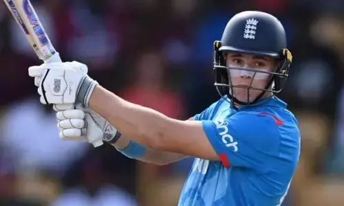 भारत के खिलाफ पहले वनडे में लगी थी चोट, अब चैंपियंस ट्रॉफी की टीम से भी बाहर हुआ इंग्लैंड का ये धाकड़ ऑलराउंडर, कप्तान बटलर ने दी जानकारी