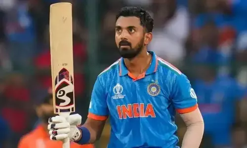 राहुल के छठे नंबर पर उतरने से खड़ा हुआ नया विवाद, टीम इंडिया के पूर्व सेलेक्टर ने हेड कोच गौतम गंभीर पर साधा निशाना राहुल के छठे नंबर पर उतरने से खड़ा हुआ नया विवाद, टीम इंडिया के पूर्व सेलेक्टर ने हेड कोच गौतम गंभीर पर साधा निशाना