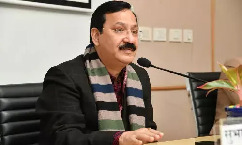 अश्लील सामग्री मुक्त भारत बनाने के लिए केंद्र लाए कड़ा कानून : प्रो.द्विवेदी