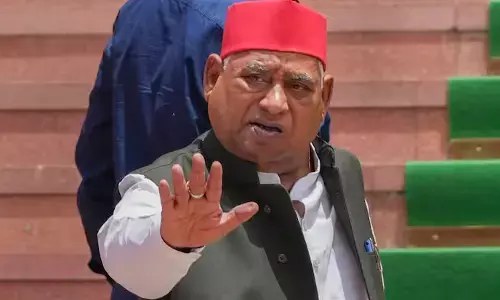 सांसद अवधेश प्रसाद का बड़ा आरोप, मिल्कीपुर उपचुनाव के दौरान हुई डकैती, चुनाव प्रक्रिया पर उठाए सवाल