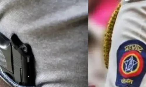 सरपंच देशमुख हत्याकांड मामले के बाद बीड पुलिस एक्शन मोड में सरपंच देशमुख हत्याकांड मामले के बाद बीड पुलिस एक्शन मोड में