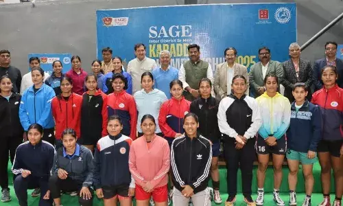 सेज यूनिवर्सिटी भोपाल में जिला स्तरीय पुरुष कबड्डी प्रतियोगिता के पहले मैच में भोपाल ने हासिल की जीत